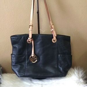 Michael kors black purse!